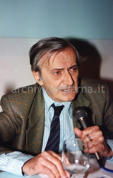 Museo di storia Naturale di Pisa: "Incontro nazionale di presentazione di questo Museo" (22 ottobre 1994). Cederna al tavolo dei relatori