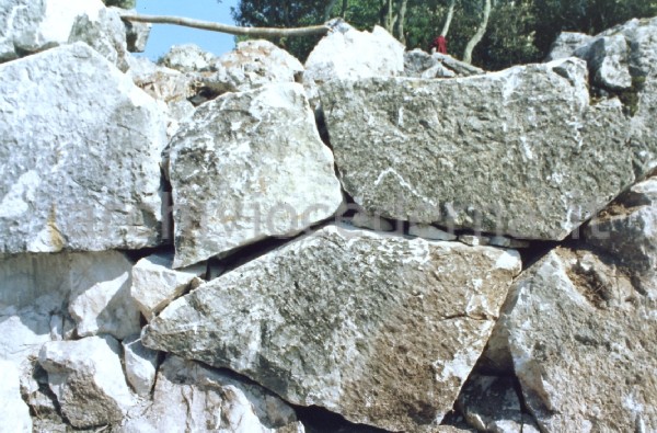 Le mura "dopo il restauro, Associazione Il Fortino, San Felice Circeo"