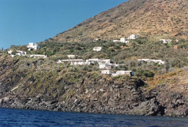 "Abitato di Lazzaro a Ginostra" (Stromboli, ME)