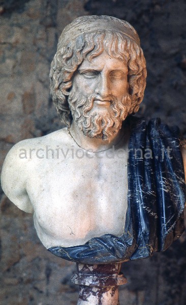 Busto di Plutone