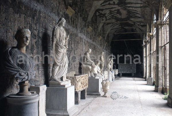 Veduta d'insieme della loggia dipinta di Palazzo Altemps