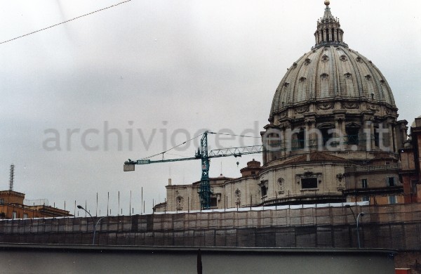 San Pietro: lavori per la sopraelevazione della casa di Santa Marta