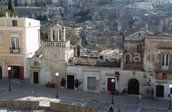 Matera: piazza V. Veneto