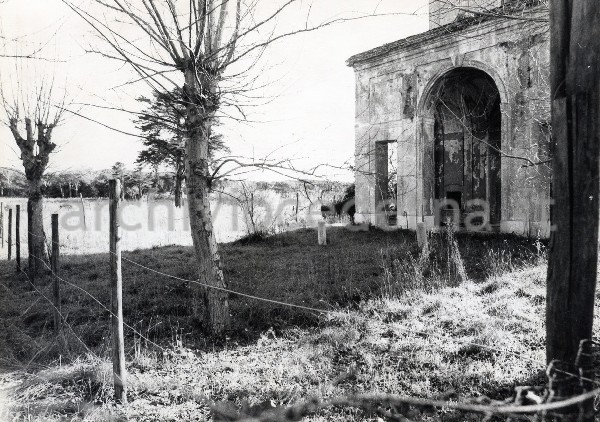 Fiumicino: la chiesa del SS. Crocifisso in stato di abbandono