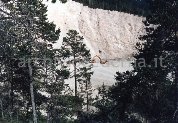"San Vito di Cadore [BL], cava di Vallesella"