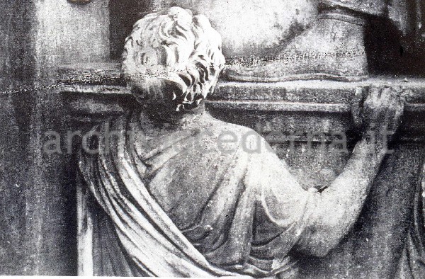 Dettaglio dell' Arco di Costantino alla fine degli anni Cinquanta