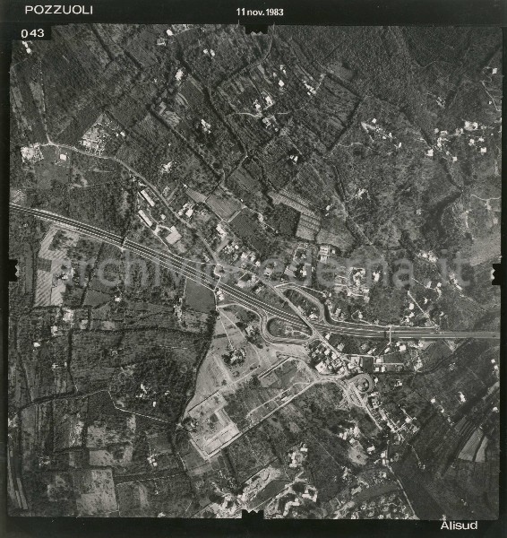 Carta topografica di Pozzuoli (11 novembre 1983)