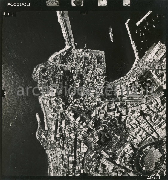 Carta topografica di Pozzuoli (11 novembre 1983)