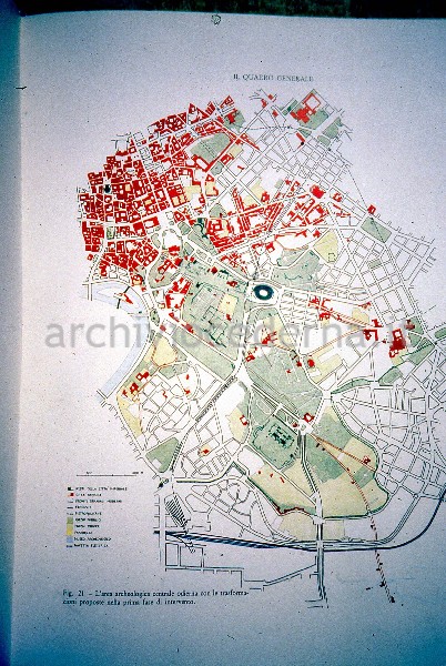 "Roma, l'area archeologica centrale e la citt� moderna", figura 21, pagina 39: "L'area archeologica centrale odierna con le trasformazioni proposte nella prima fase di intervento"