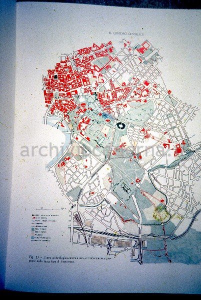 "Roma, l'area archeologica centrale e la citt� moderna", figura 23, pagina 41: "L'area archeologica centrale con le trasformazioni proposte nella terza fase di intervento"