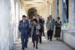 Museo di storia Naturale di Pisa: "Incontro nazionale di presentazione di questo Museo" (22 ottobre 1994). Cederna e altri all'esterno dell'edificio