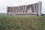 "Costruzioni gi� pronte in alternativa a Tor di Quinto: edificio abbandonato dell'Ospedale S.Andrea (Via di Grottarossa - margine via Flaminia e raccordo anulare"